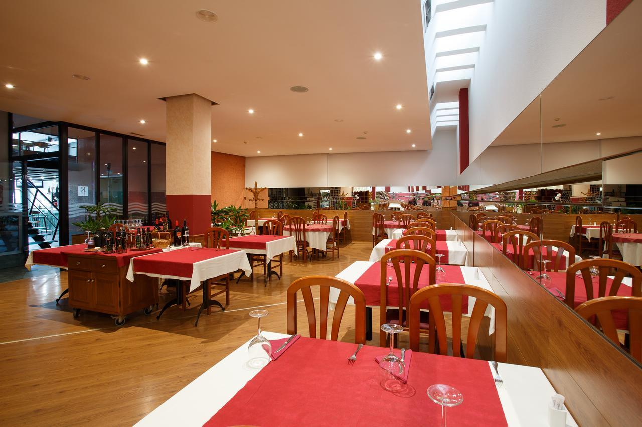 Hotel Restaurante Pontinas Lalin Exterior photo